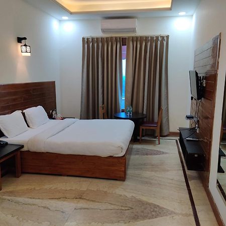 Orchha Club And Resort - Ocr Exteriör bild