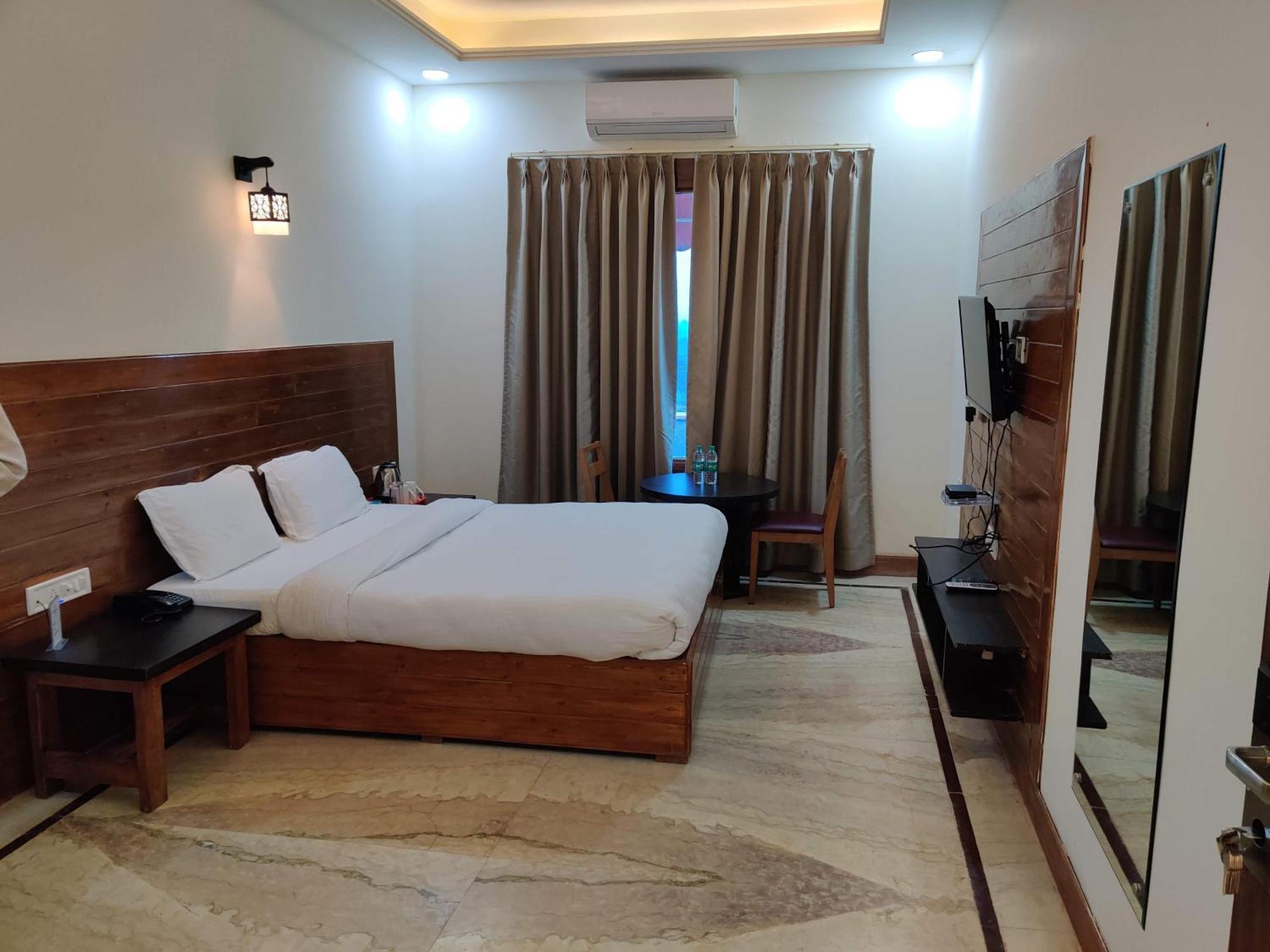 Orchha Club And Resort - Ocr Exteriör bild