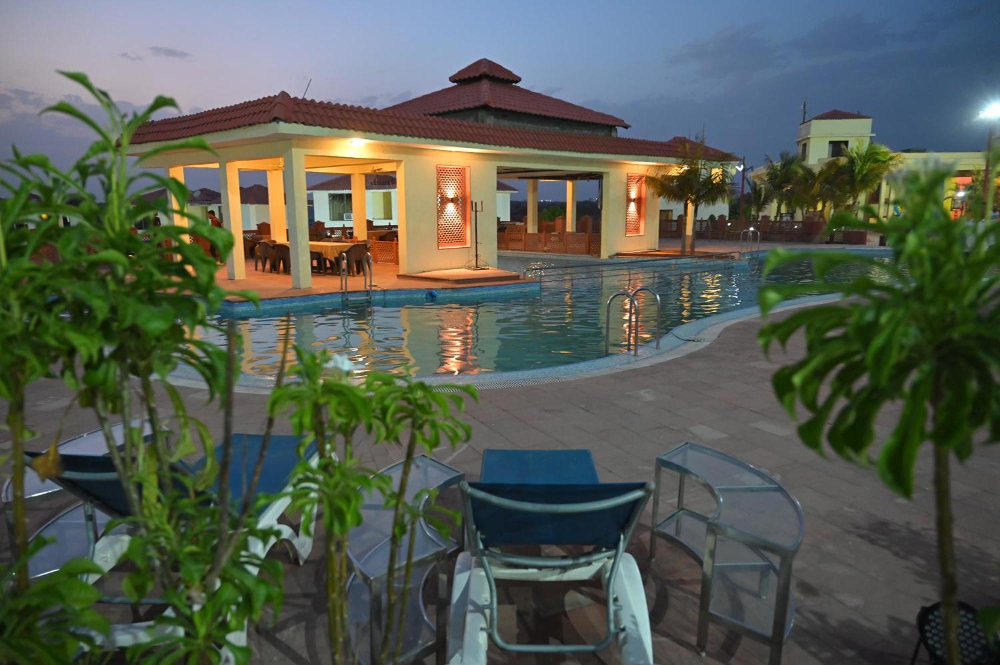 Orchha Club And Resort - Ocr Exteriör bild