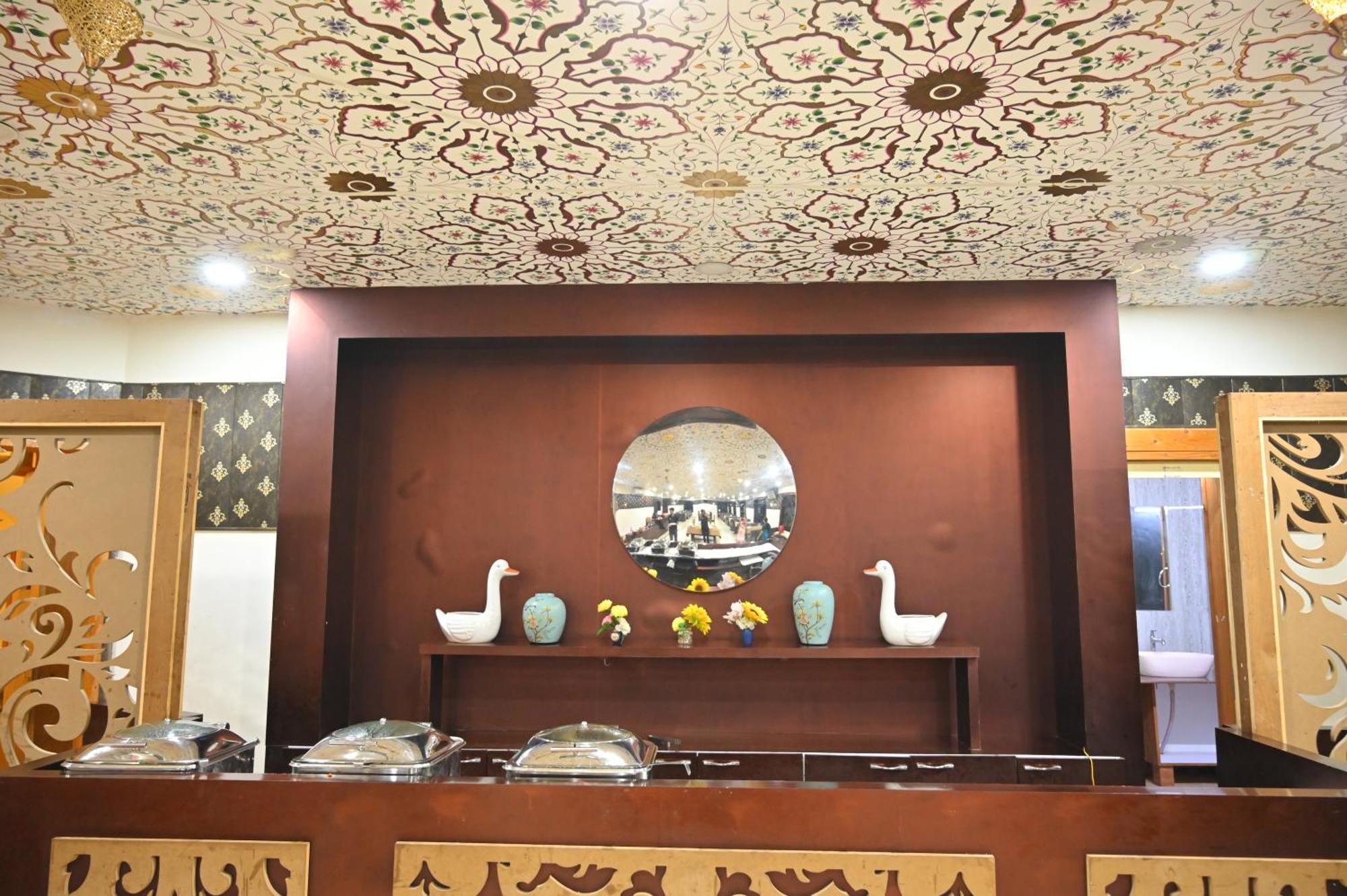Orchha Club And Resort - Ocr Exteriör bild