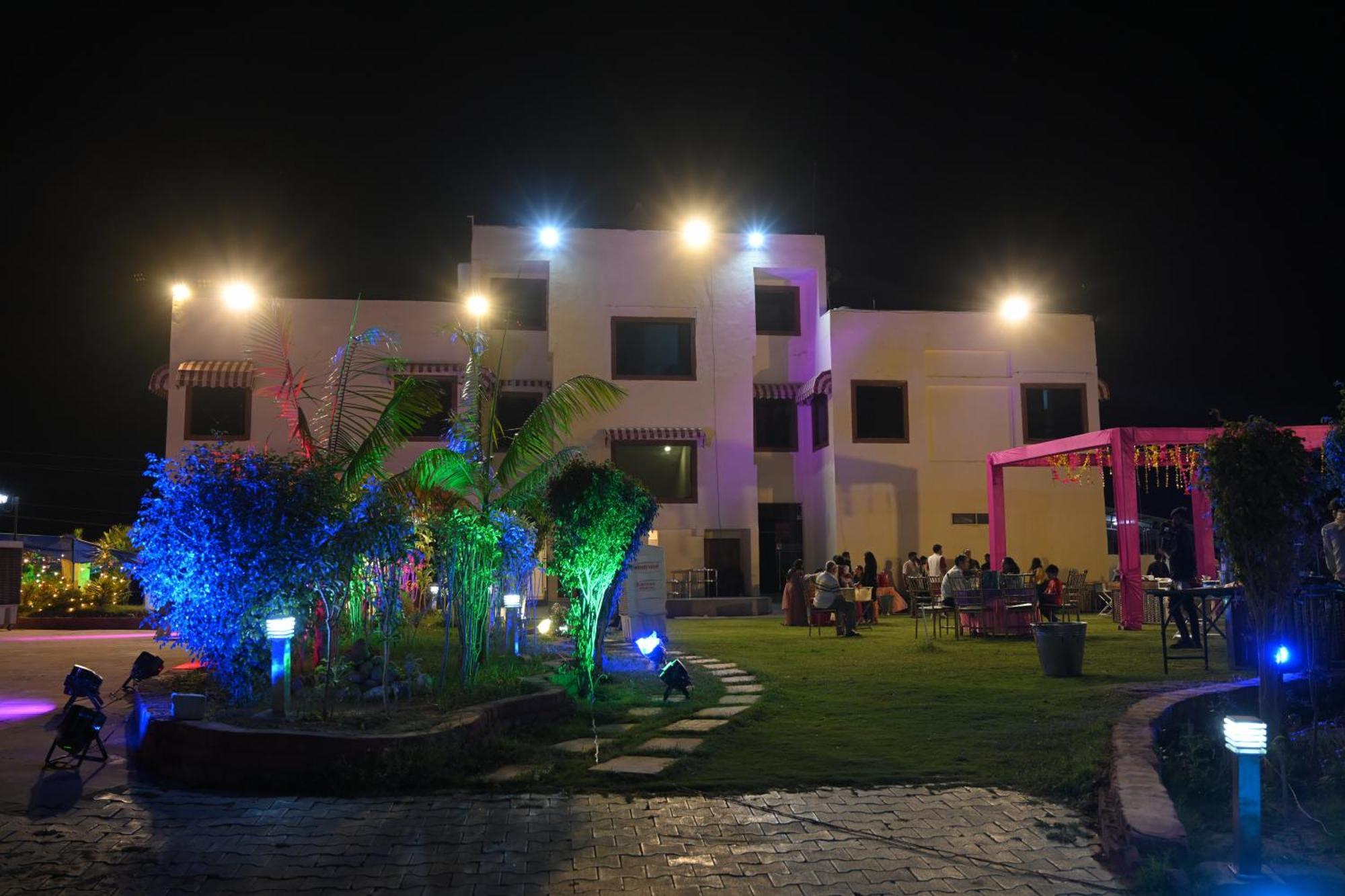 Orchha Club And Resort - Ocr Exteriör bild